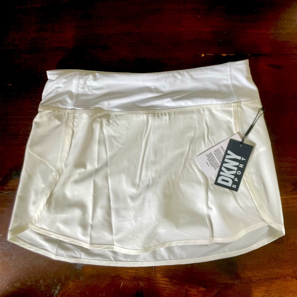 NWT DKNY White Sport Skirt - Picture 4 of 7
